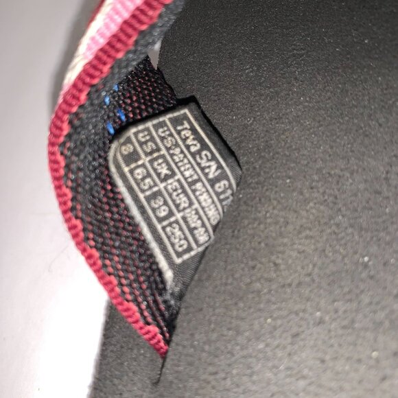 Teva Women's Mush Thong Sandals Pink, Red Floral Size 8 - Picture 5 of 7